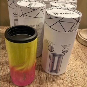 Vmini slim can cooler!‎ 12oz NEW!
